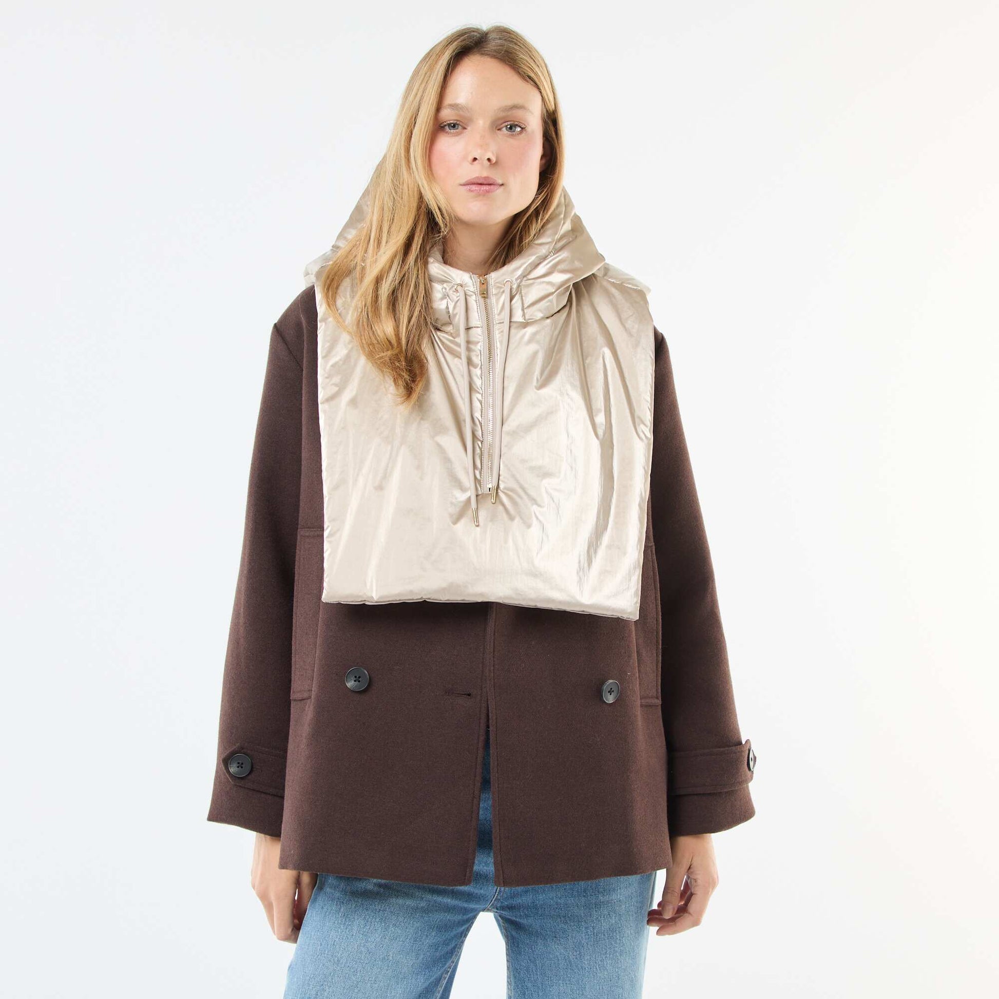 Silver Hooded Bib BEIGE