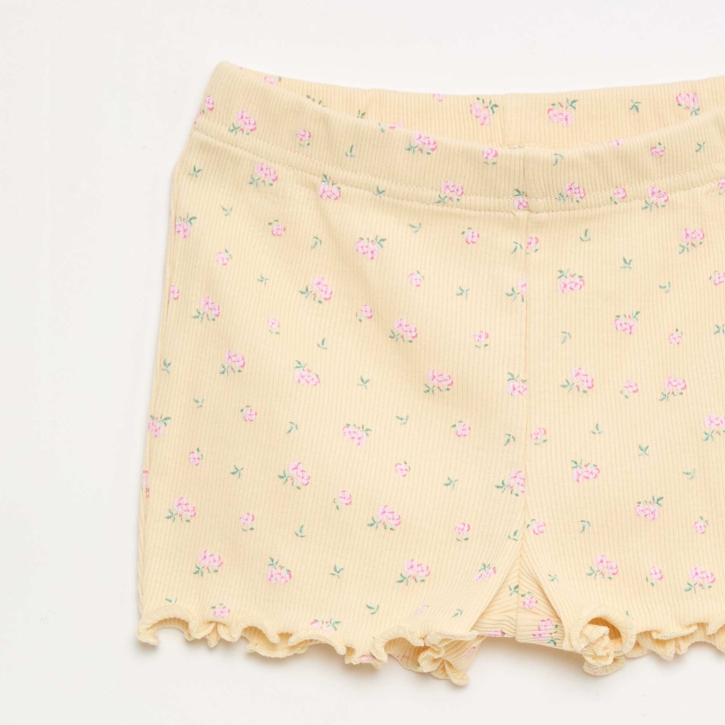 طقم بيجامة قصيرة - تي شيرت + شورت - قطعتان باللون البيجي