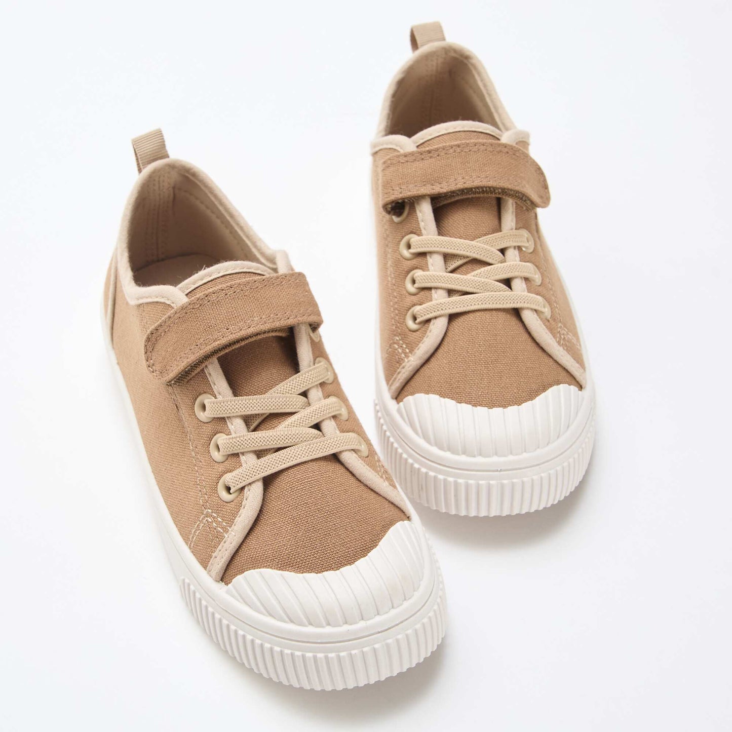 Canvas trainers with hook-and-loop straps BROWN