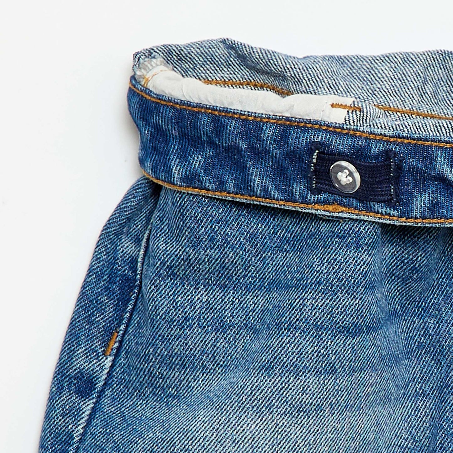 High-waisted denim shorts BLUE