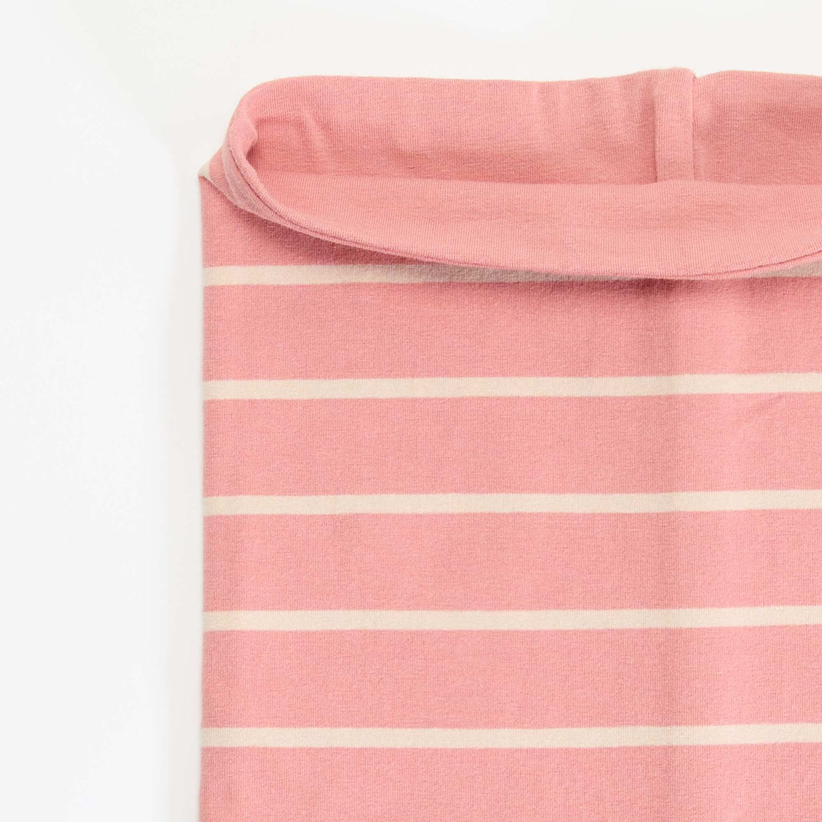 Reversible pull-on snood PINK