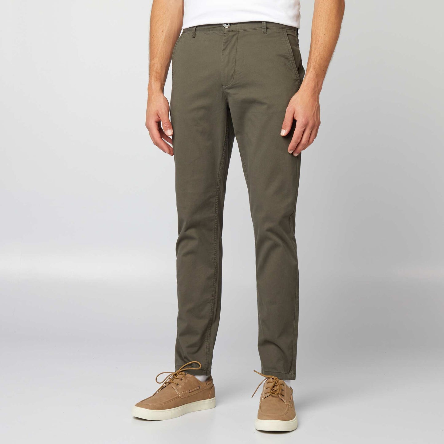 Slim-fit chinos KHAKI