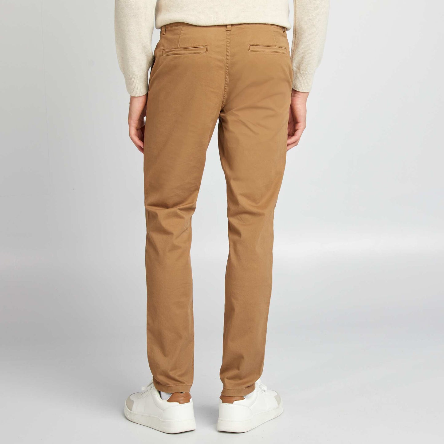 Slim-fit chinos BROWN