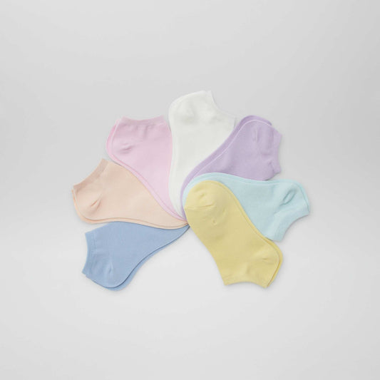 Pack of 7 pairs of trainer socks GREEN