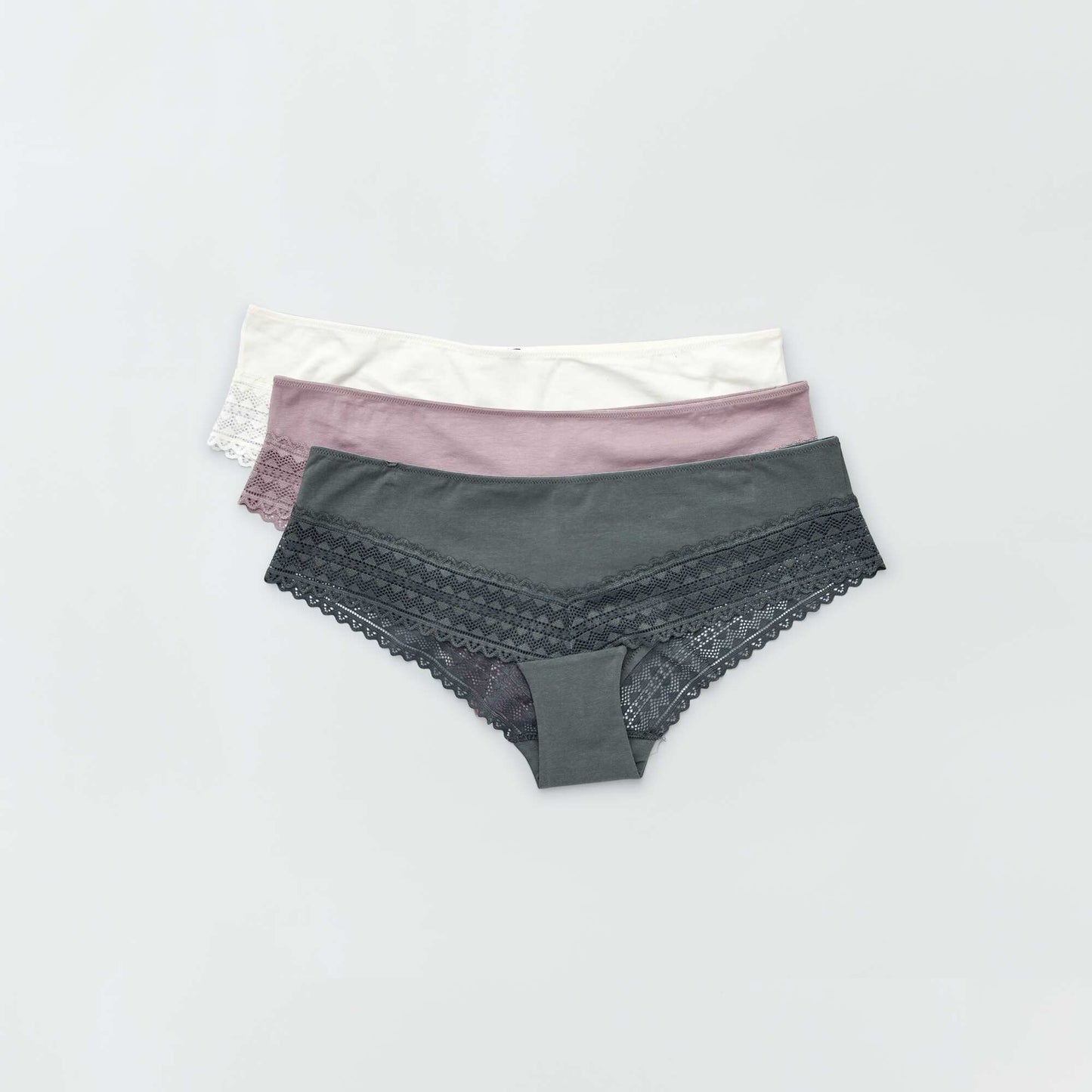 Pack of 3 cotton and lace boy shorts grey pink