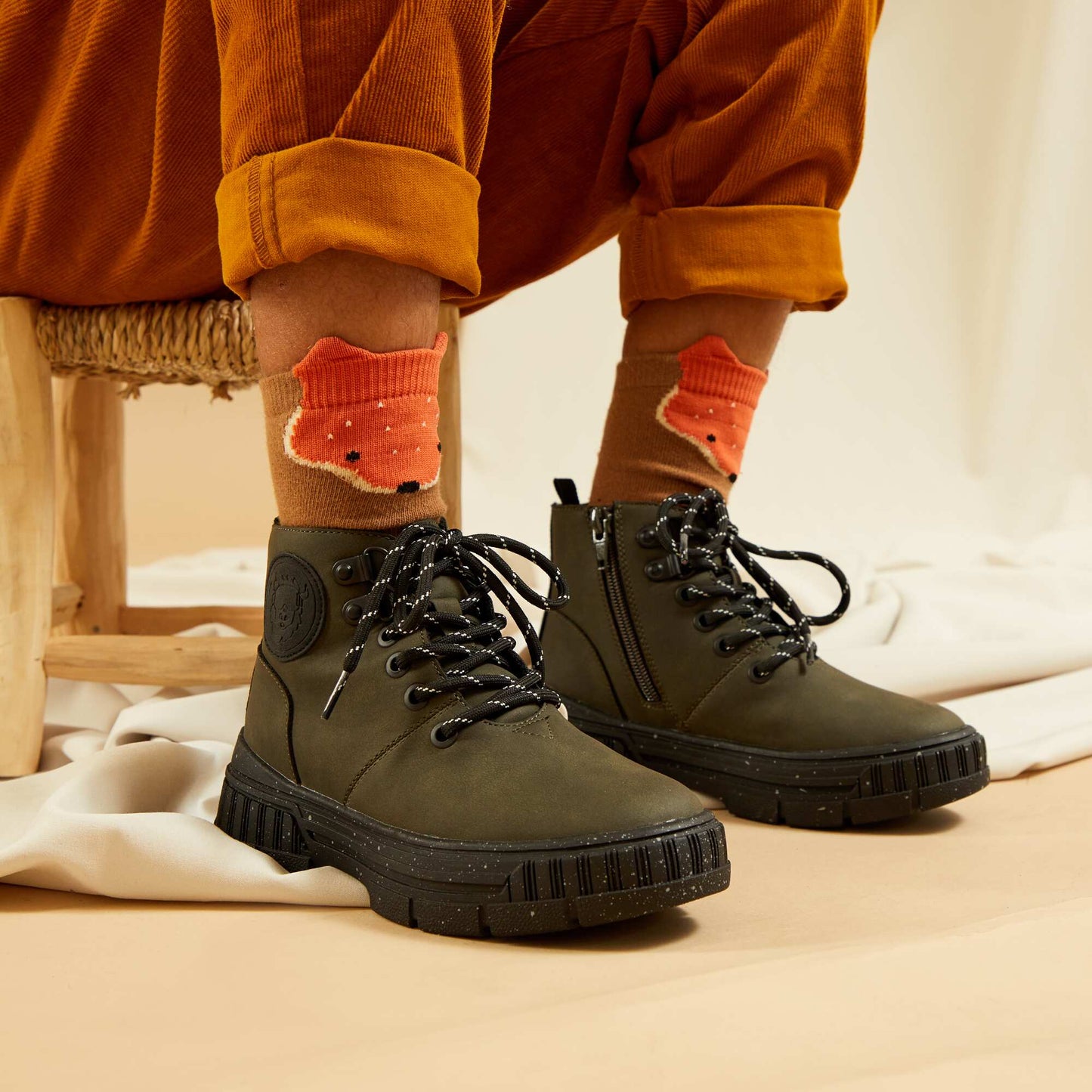 Hiking boot-style high-top trainers KHAKI