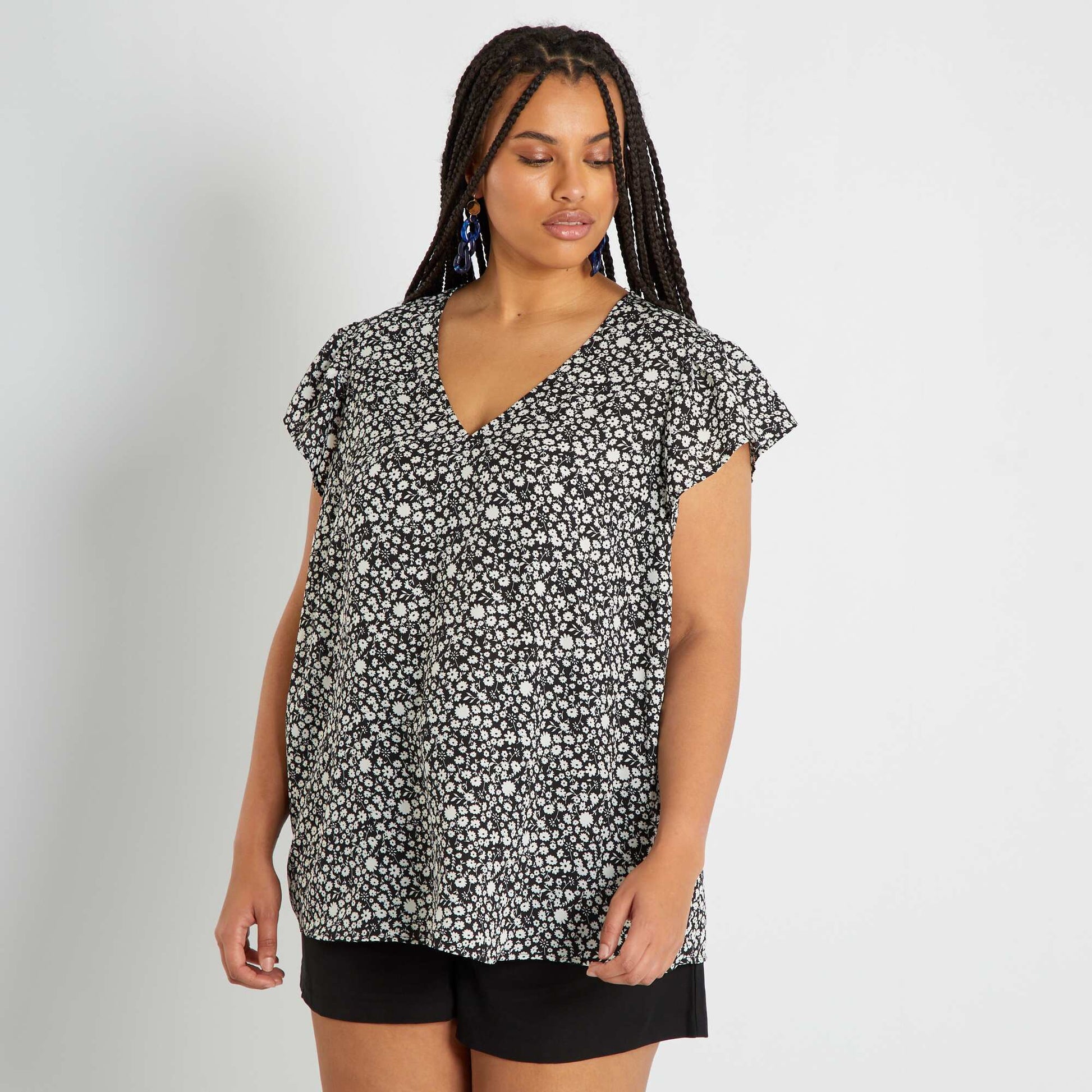 V-neck blouse with print BLACK