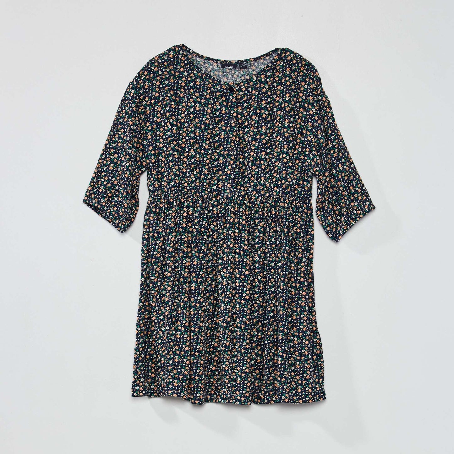 A light and floaty dress with floral prints BLUE