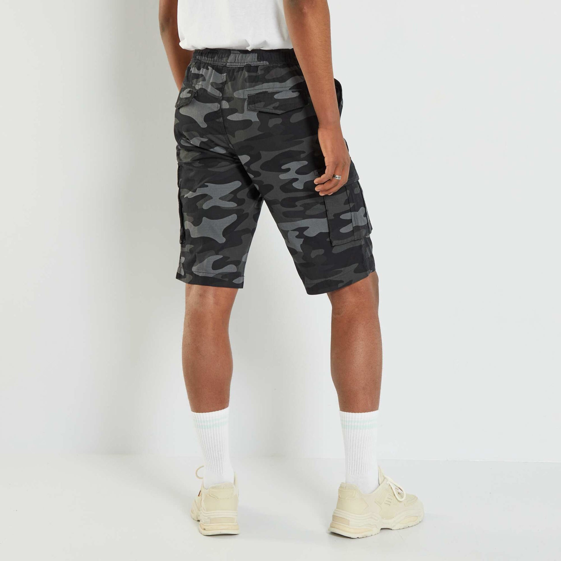 Bermuda shorts with cargo pockets GREY