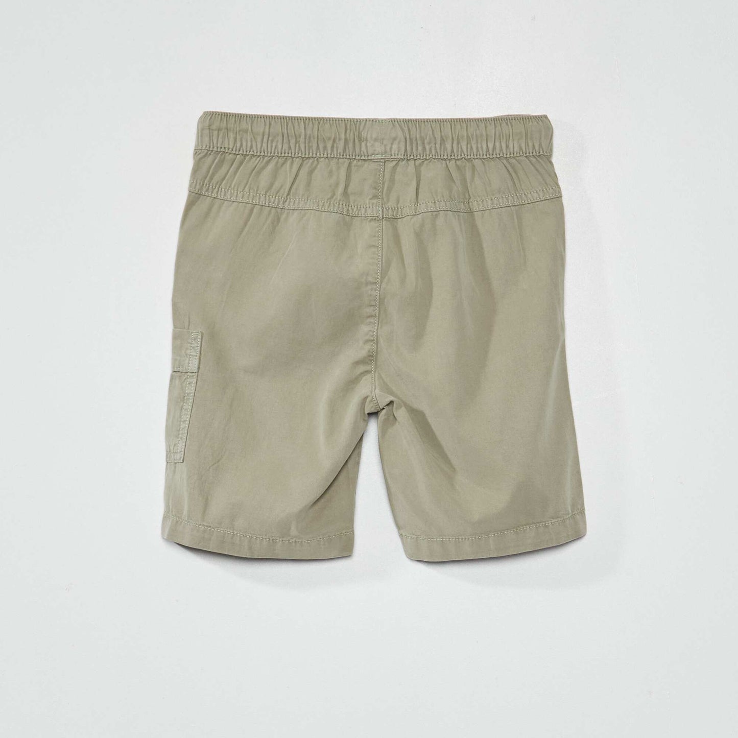 Plain Bermuda shorts with elasticated waist GREEN