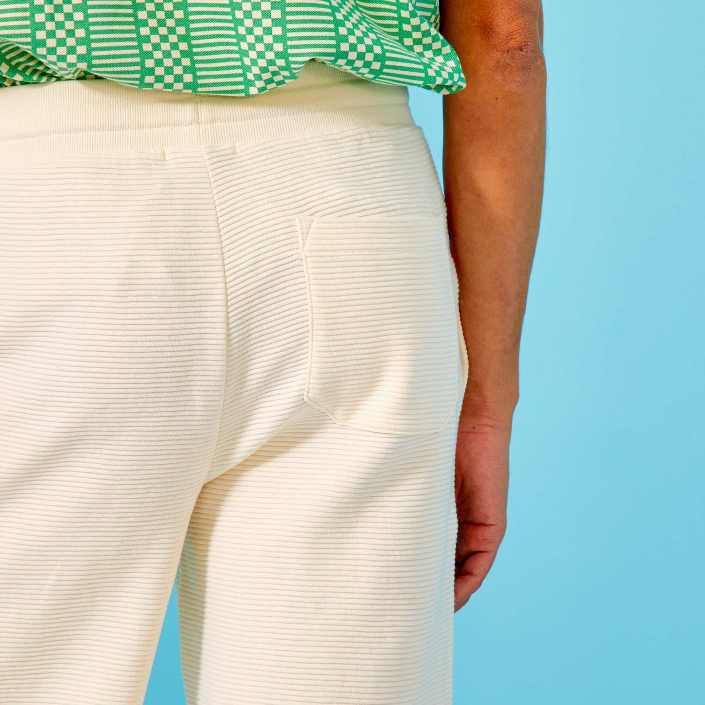 Ribbed knit Bermuda shorts WHITE