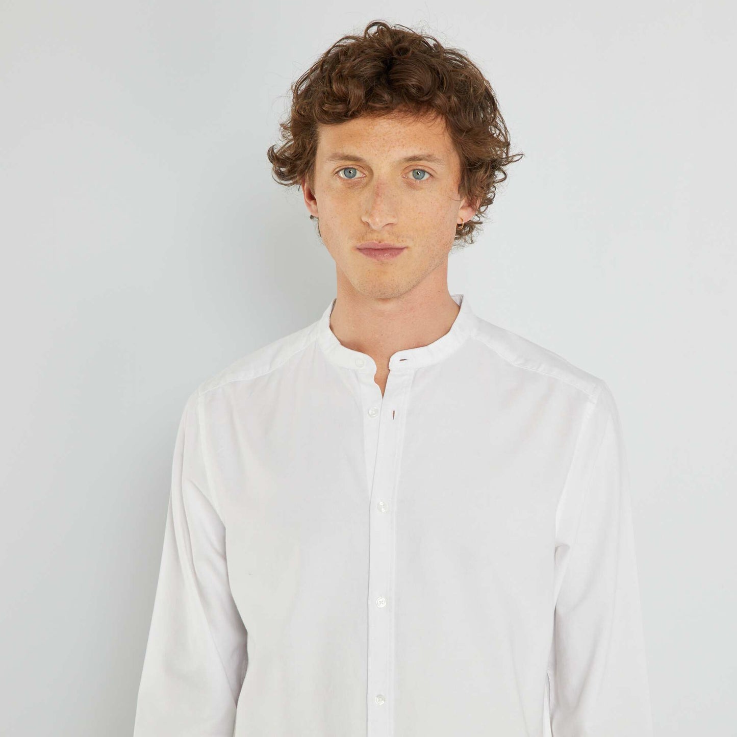 Long-sleeved shirt white