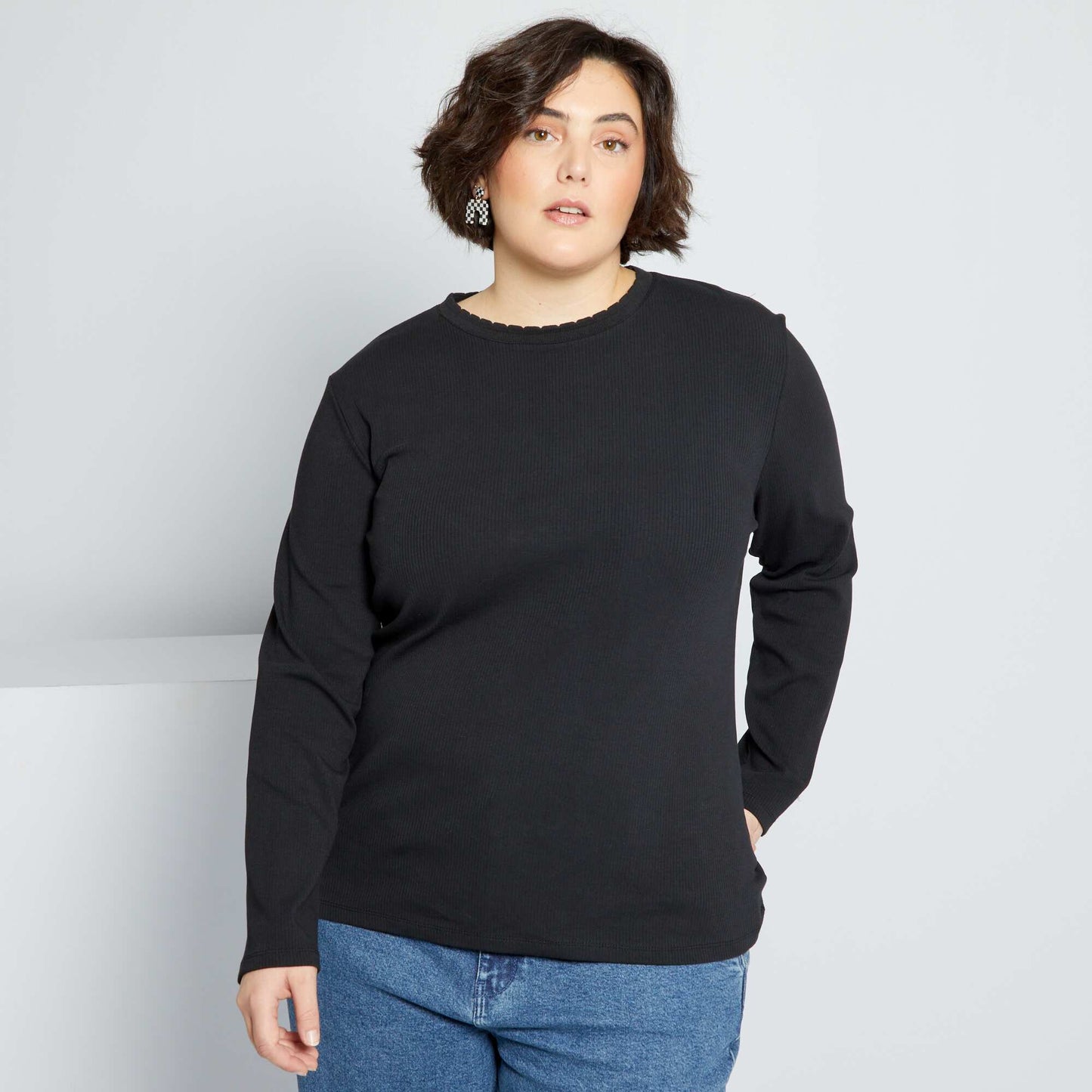 Ribbed knit T-shirt black