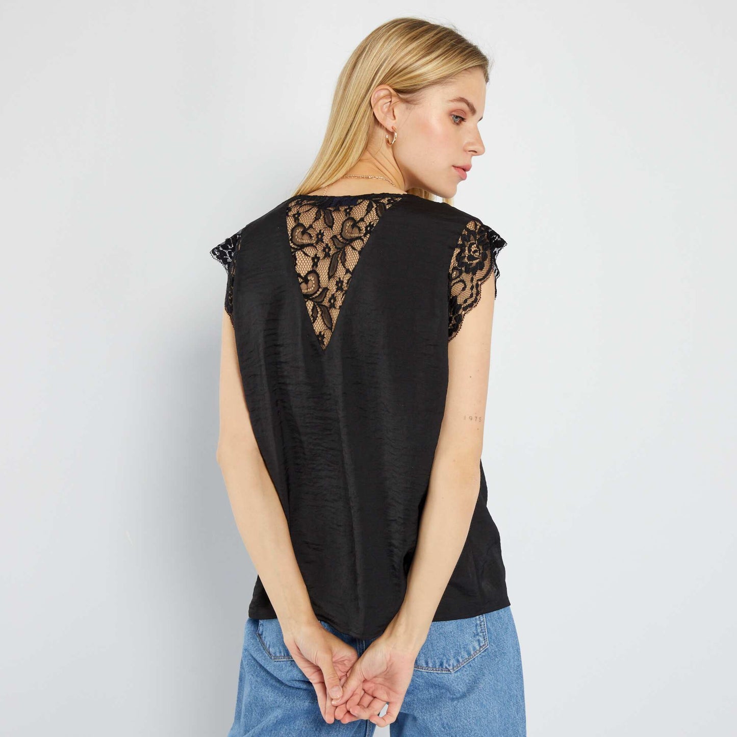 Satin blouse with lace Black
