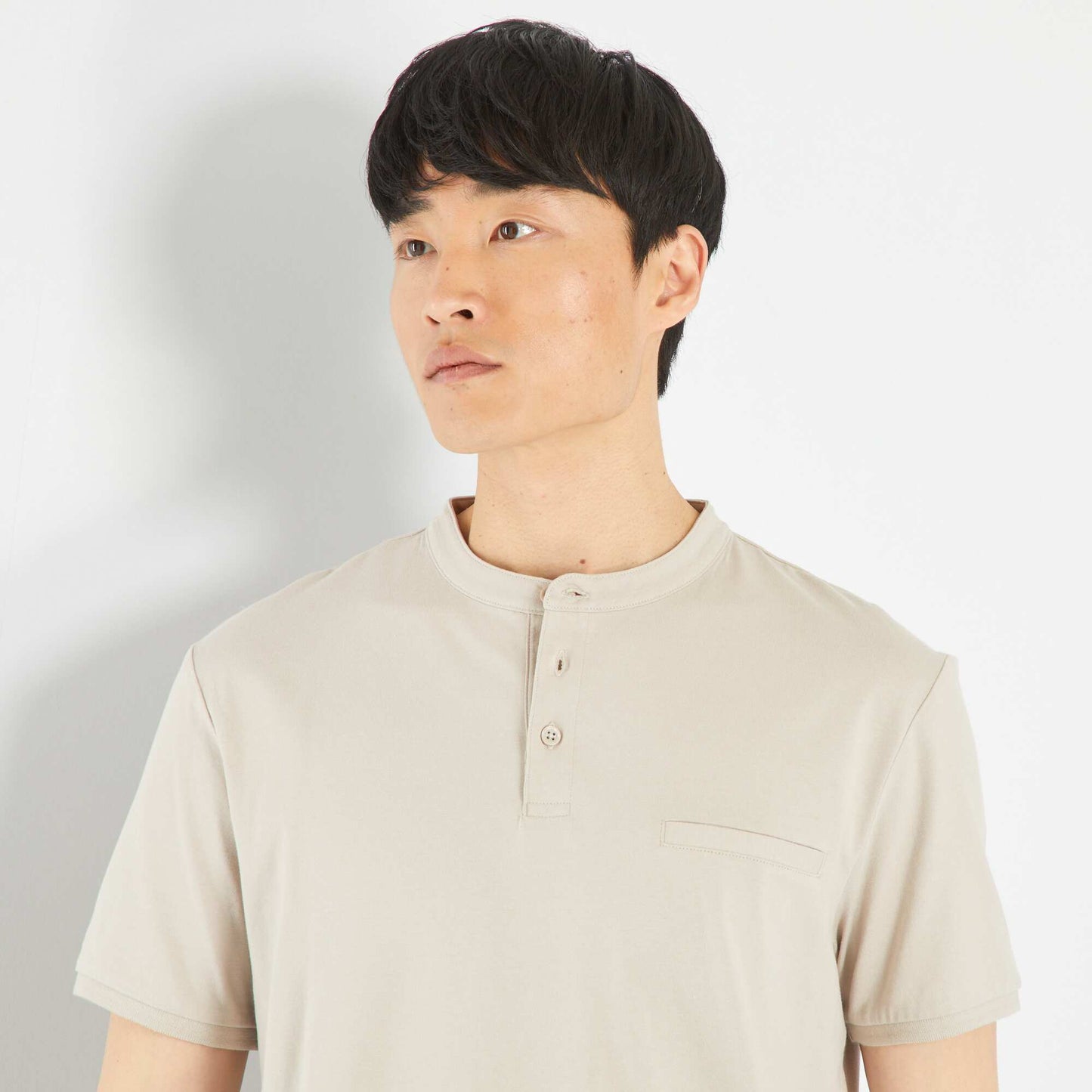 Short-sleeved polo shirt beige