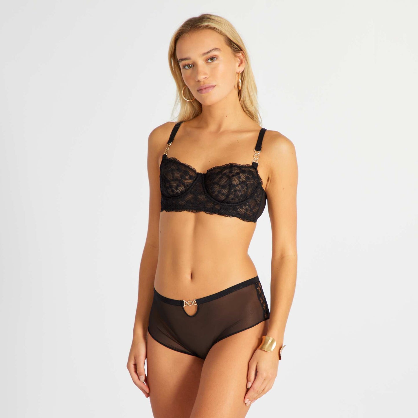 Lace demi-cup bra black