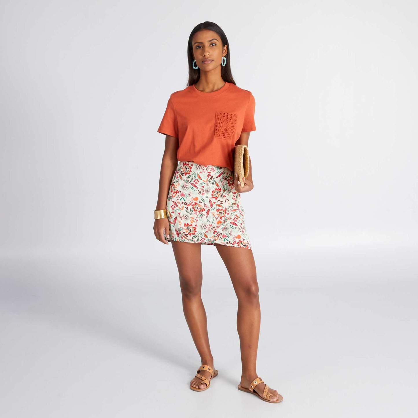 Short-sleeved T-shirt with crochet knit pocket orange