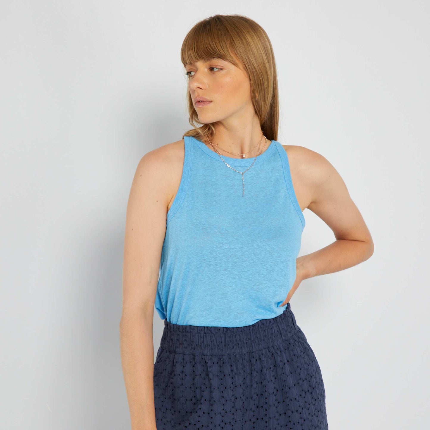 Linen top with cutaway arms blue