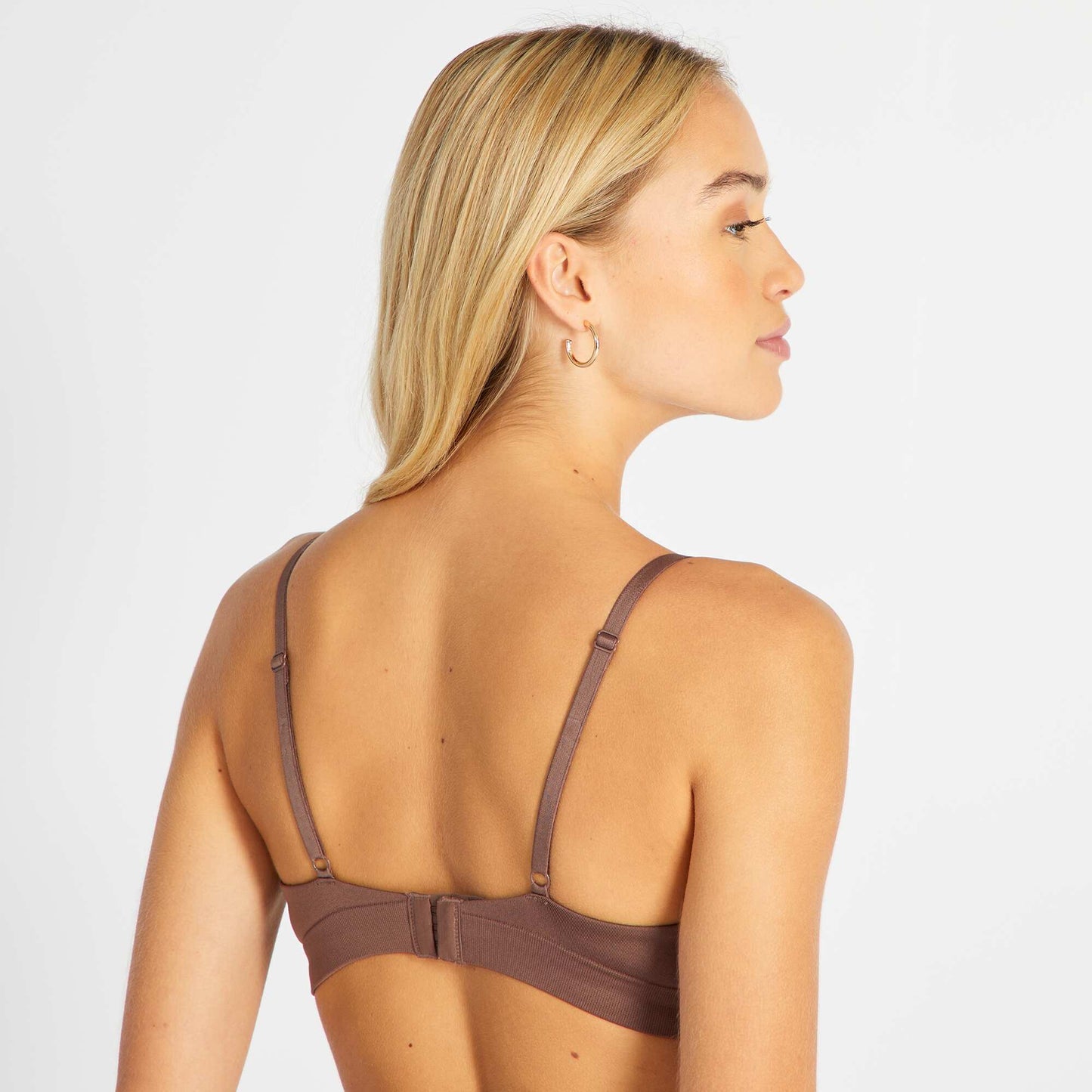 Demi-cup bra brown