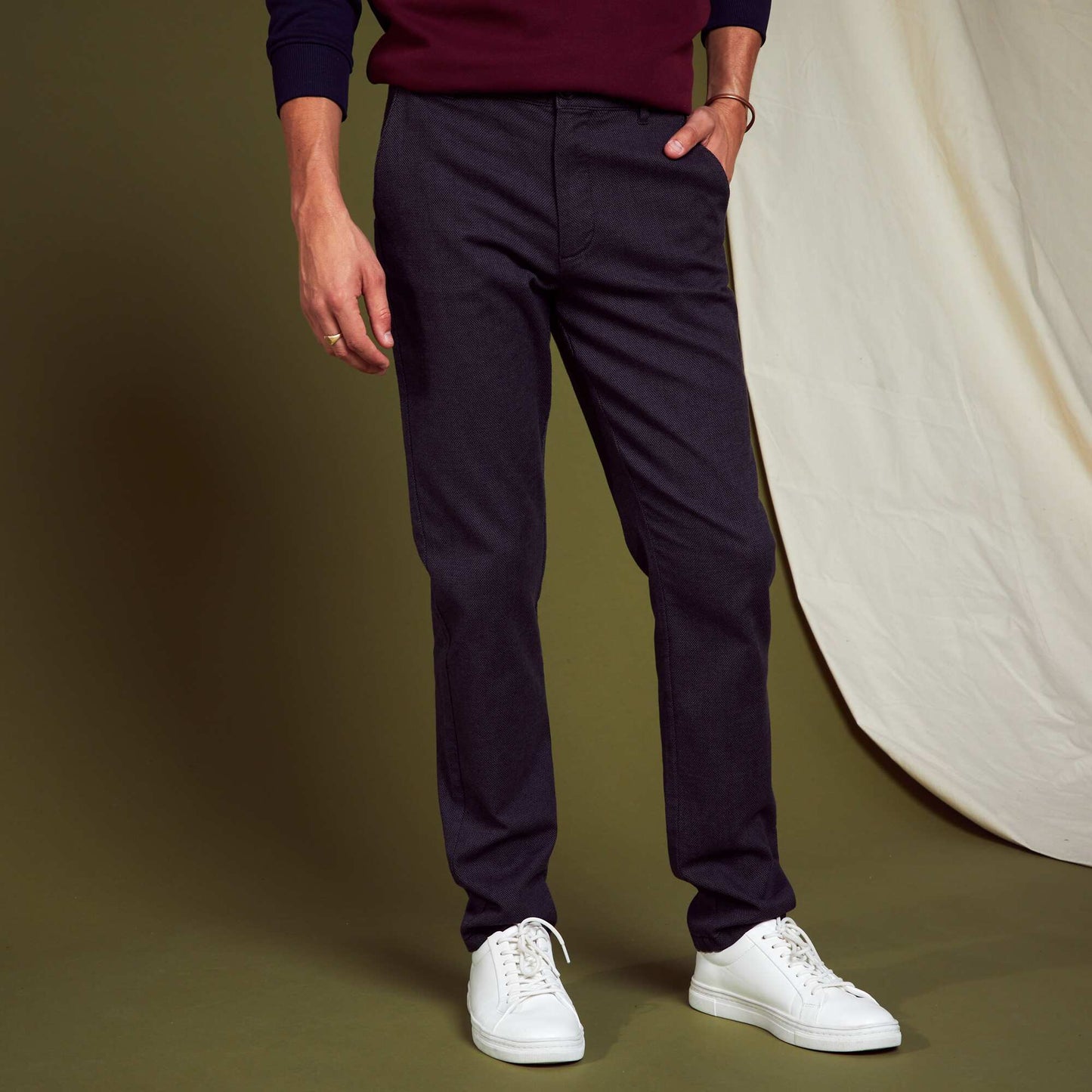 Slim-fit jacquard trousers black