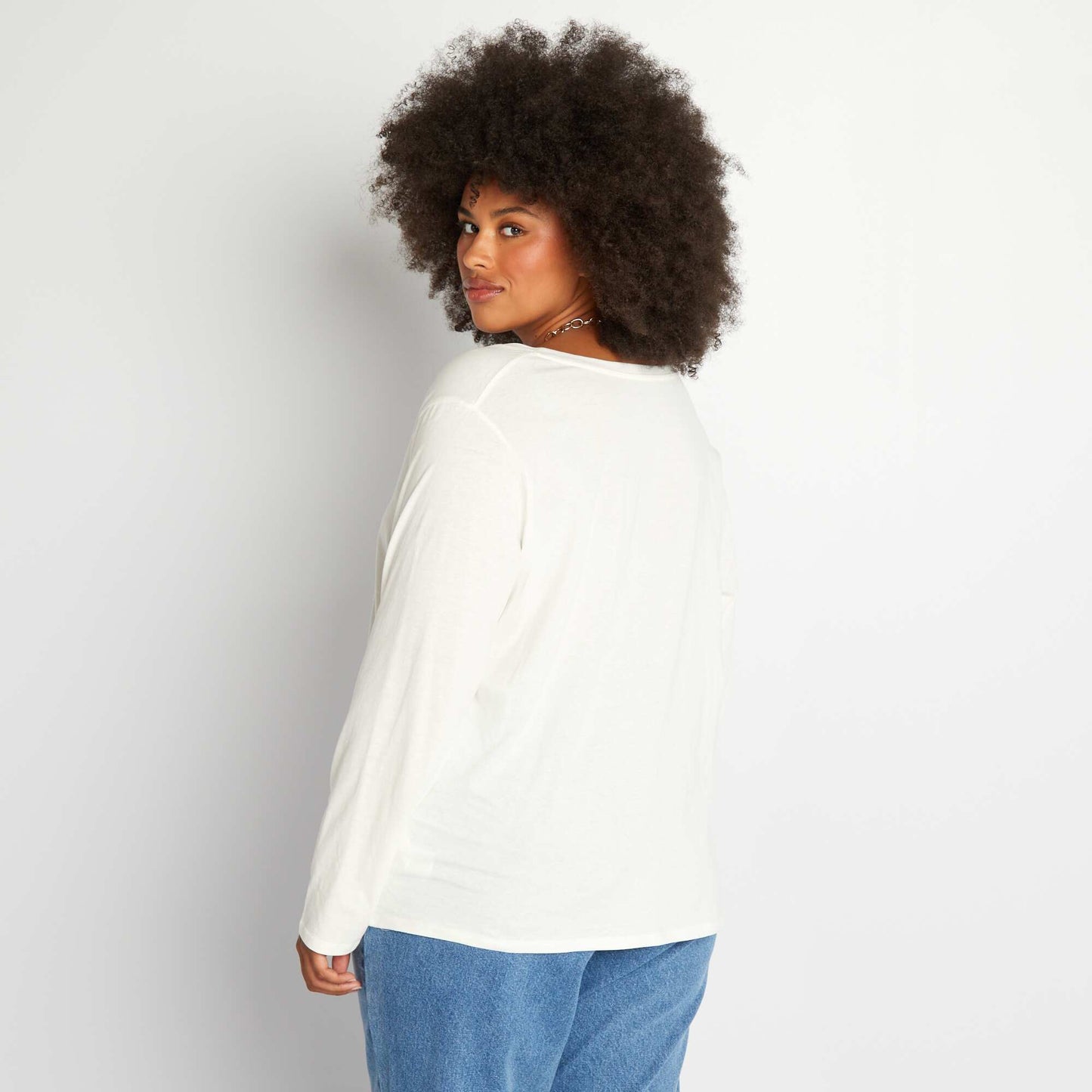 Basic long-sleeved V-neck T-shirt White