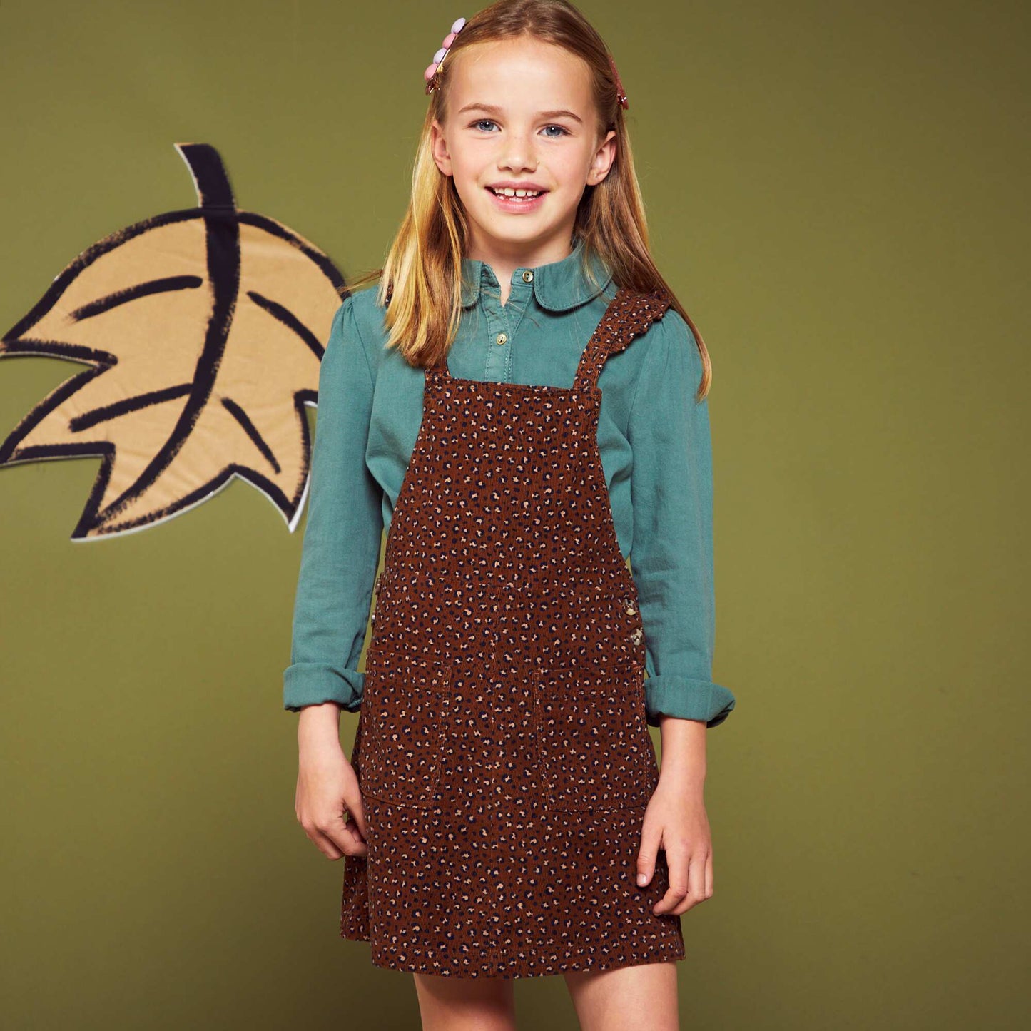 Corduroy leopard print dungaree dress BROWN