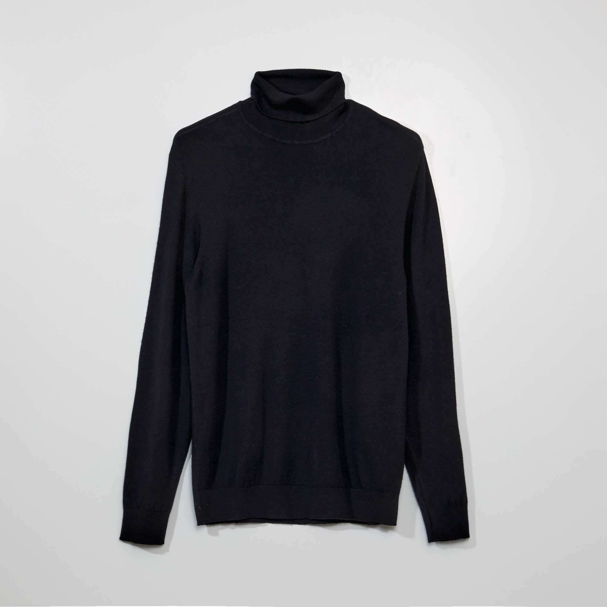 Black lightweight clearance turtleneck