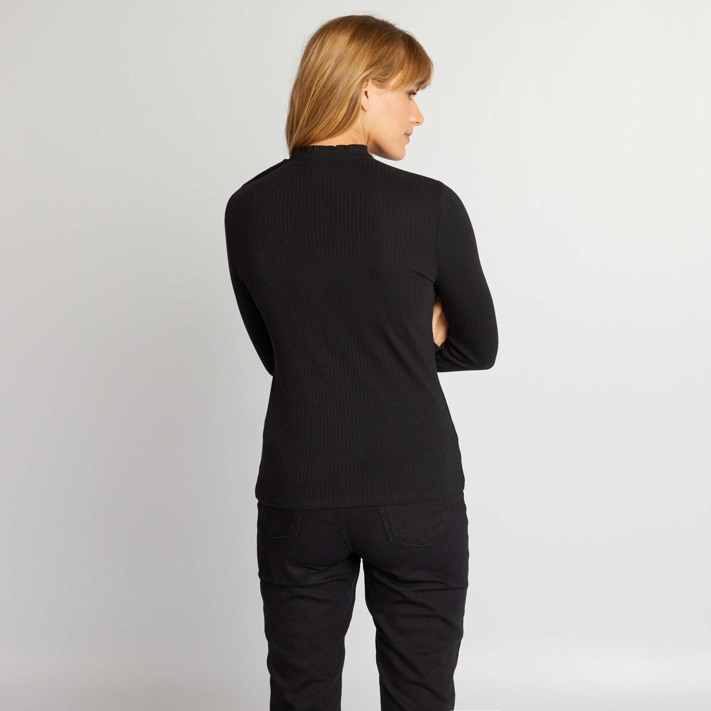 Long-sleeved ribbed knit T-shirt black