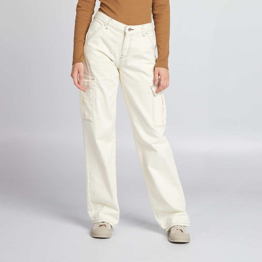 Trousers with flap pockets WHITE