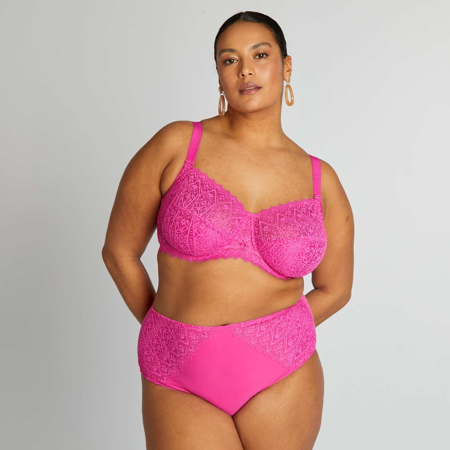 Full-coverage lace demi-cup bra PINK