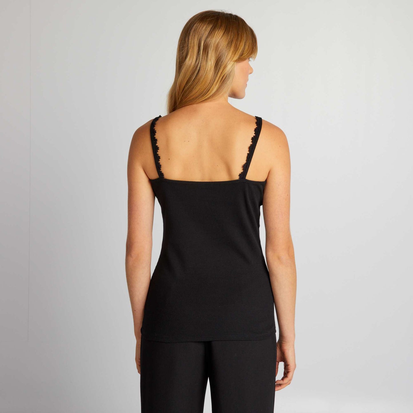Vest top with narrow straps black