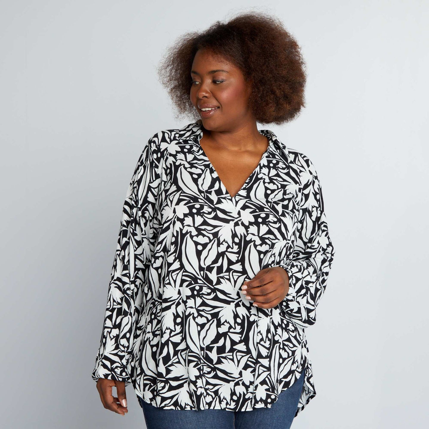 Flowing printed blouse with puff sleeves BLACK