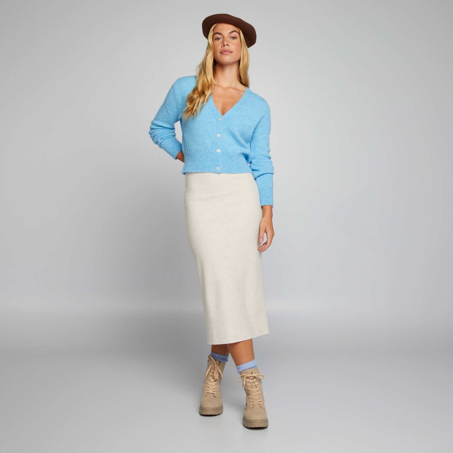 Knitted midi skirt Beige