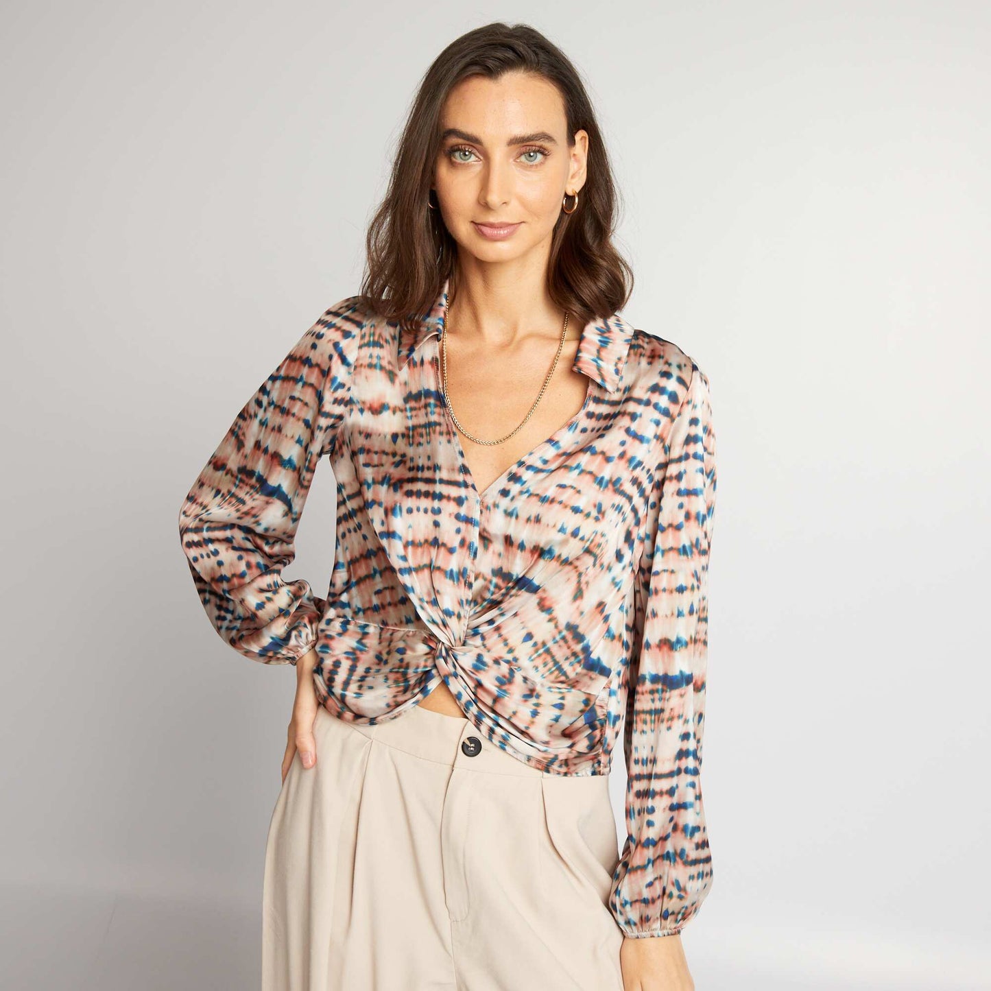 Flowing long-sleeved blouse Blue/beige