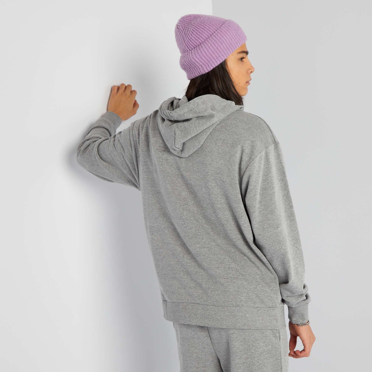 Hoodie with embroidered detail GREY