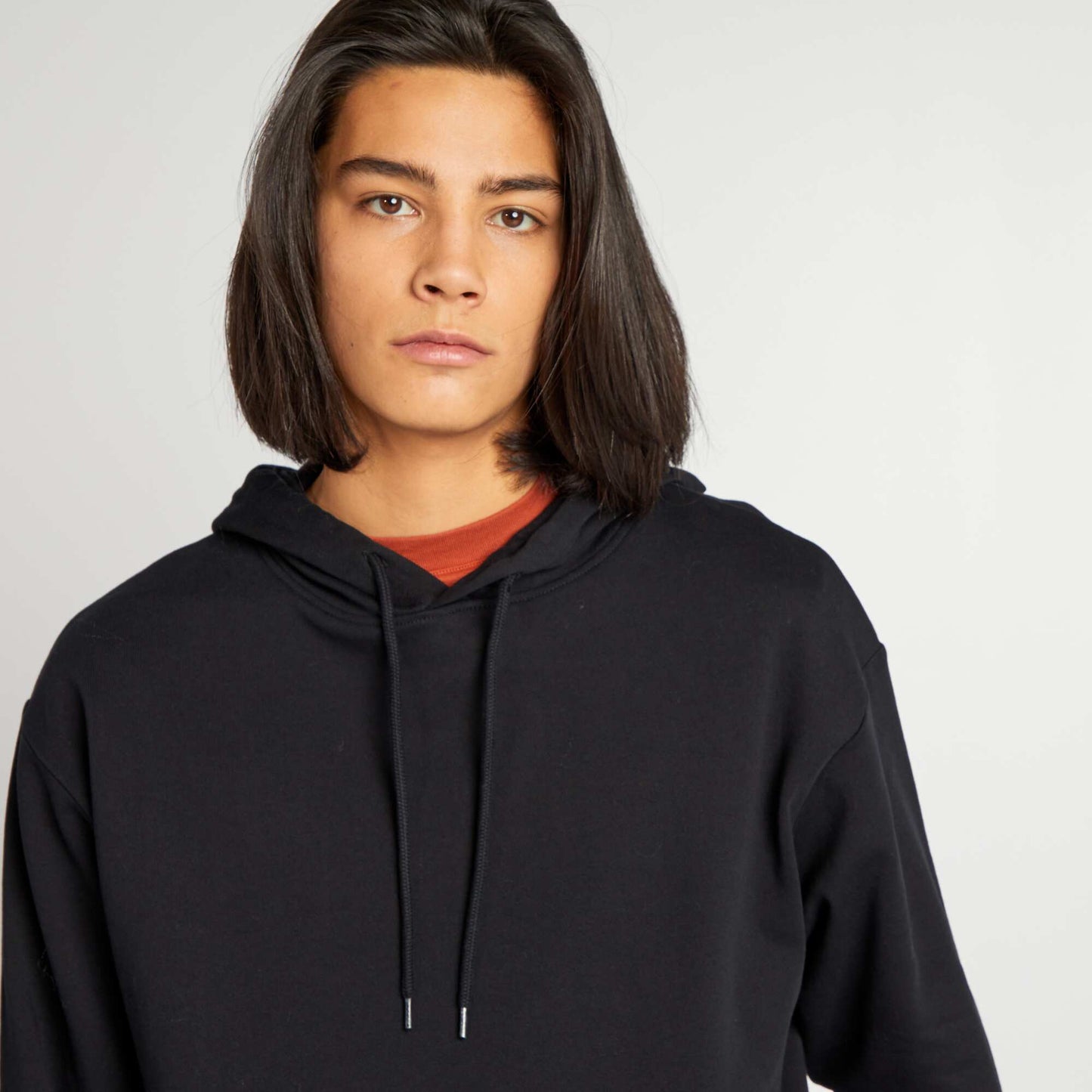 Hoodie with embroidered detail black