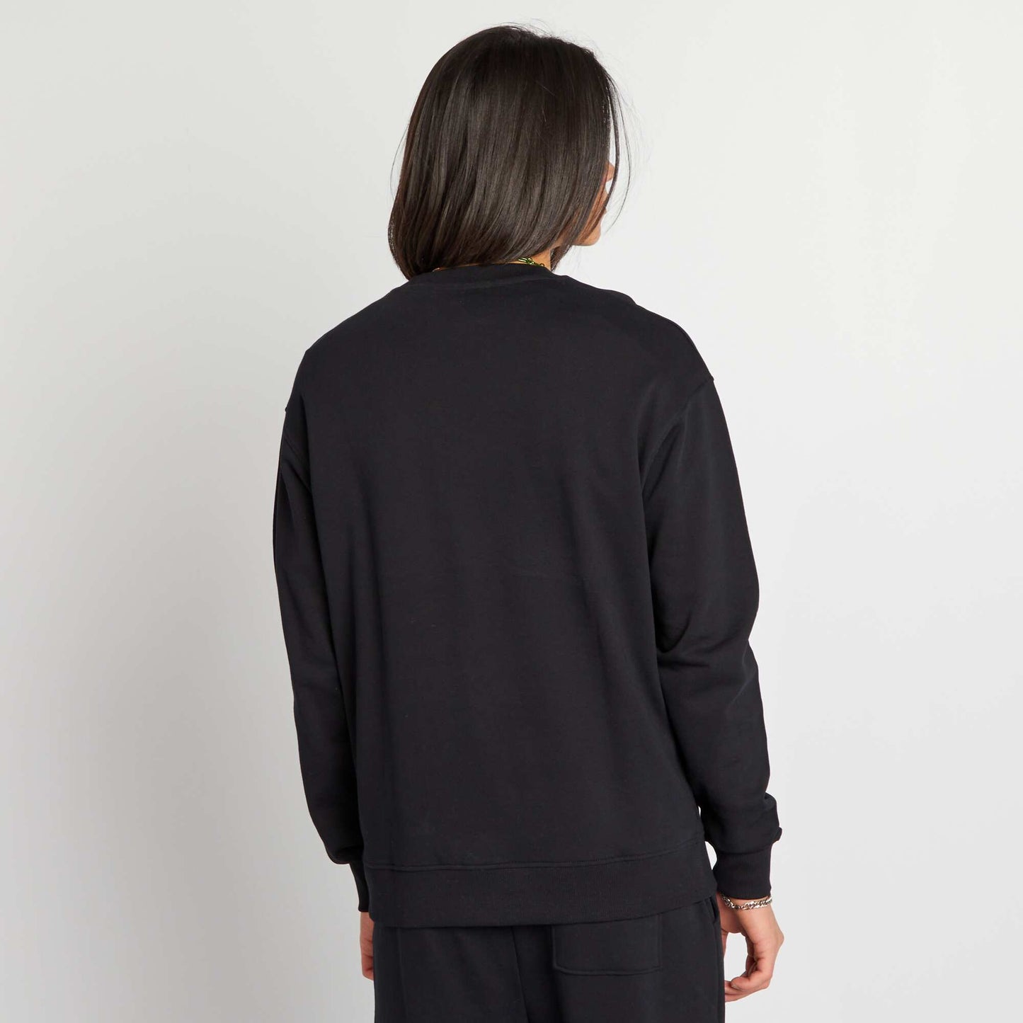 Patterned round-neck sweatshirt black