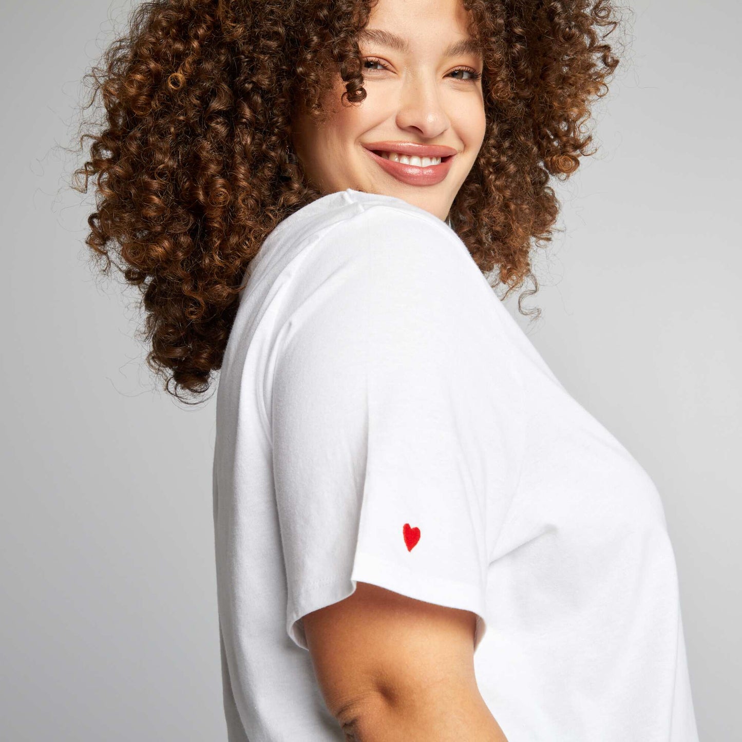 T-shirt with embroidered collar WHITE