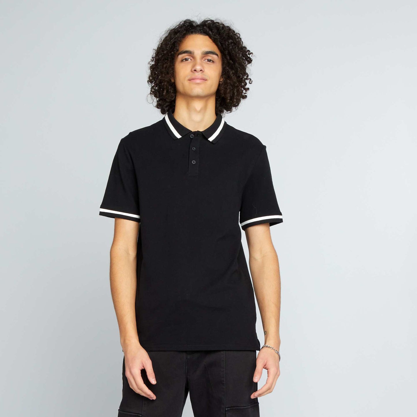 Contrasting short-sleeved polo shirt black