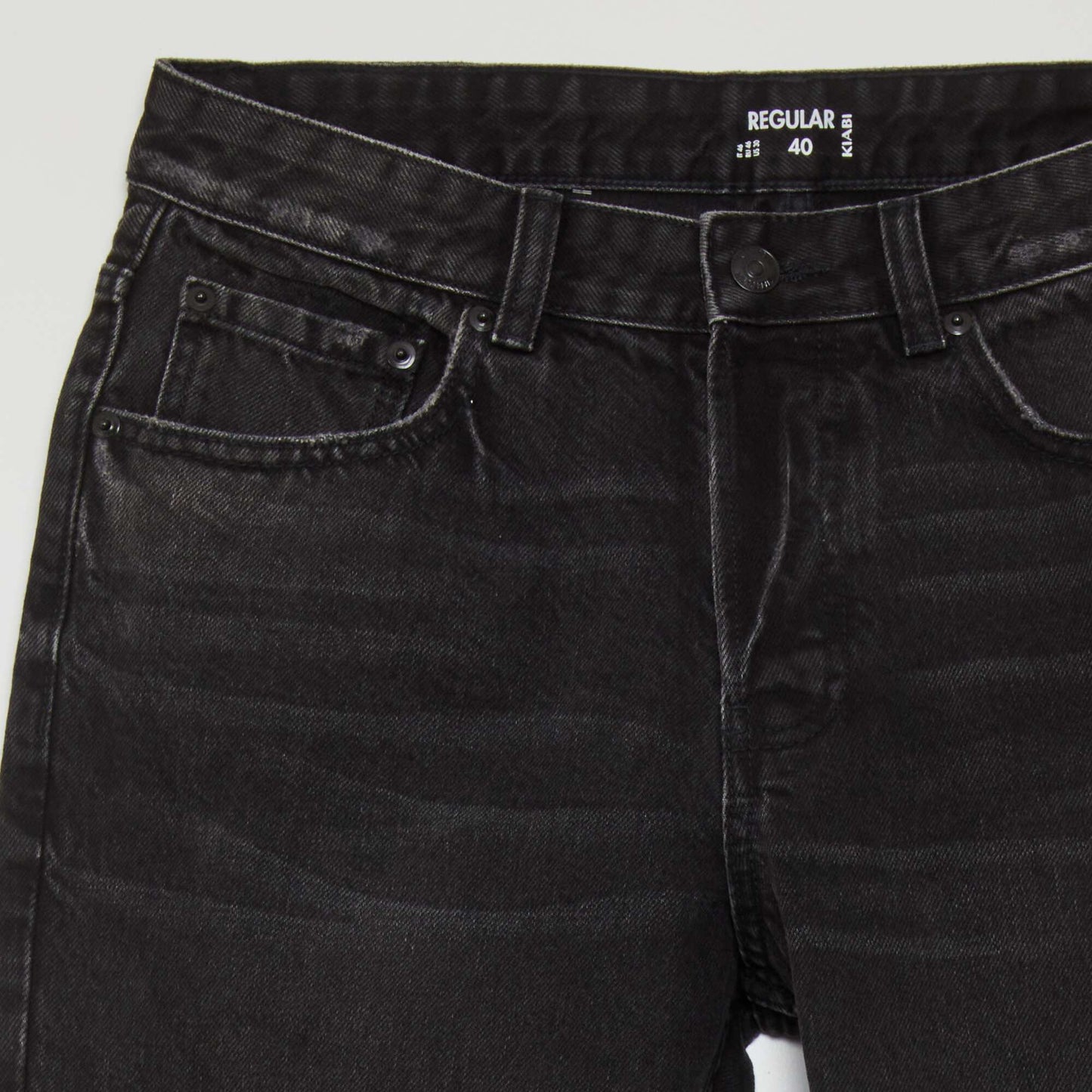 5-pocket straight-leg jeans with faded effect on the thighs BLACK