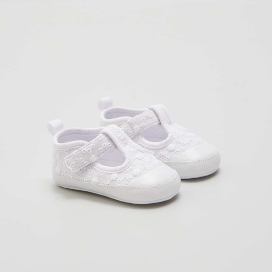 Openwork fabric trainers with strap WHITE