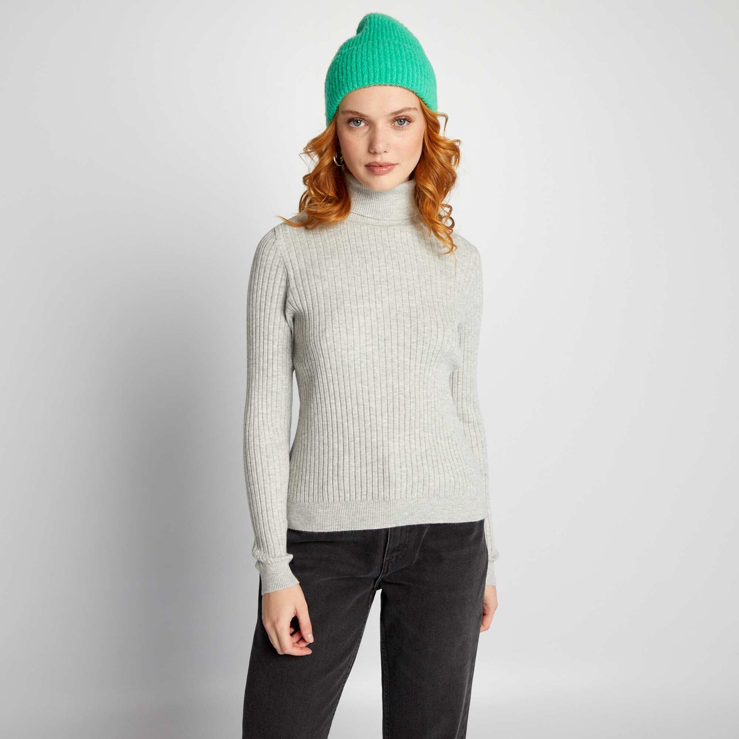 High-neck ribbed sweater GREY