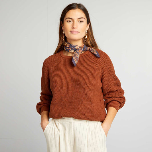 Round-neck knit jumper BROWN