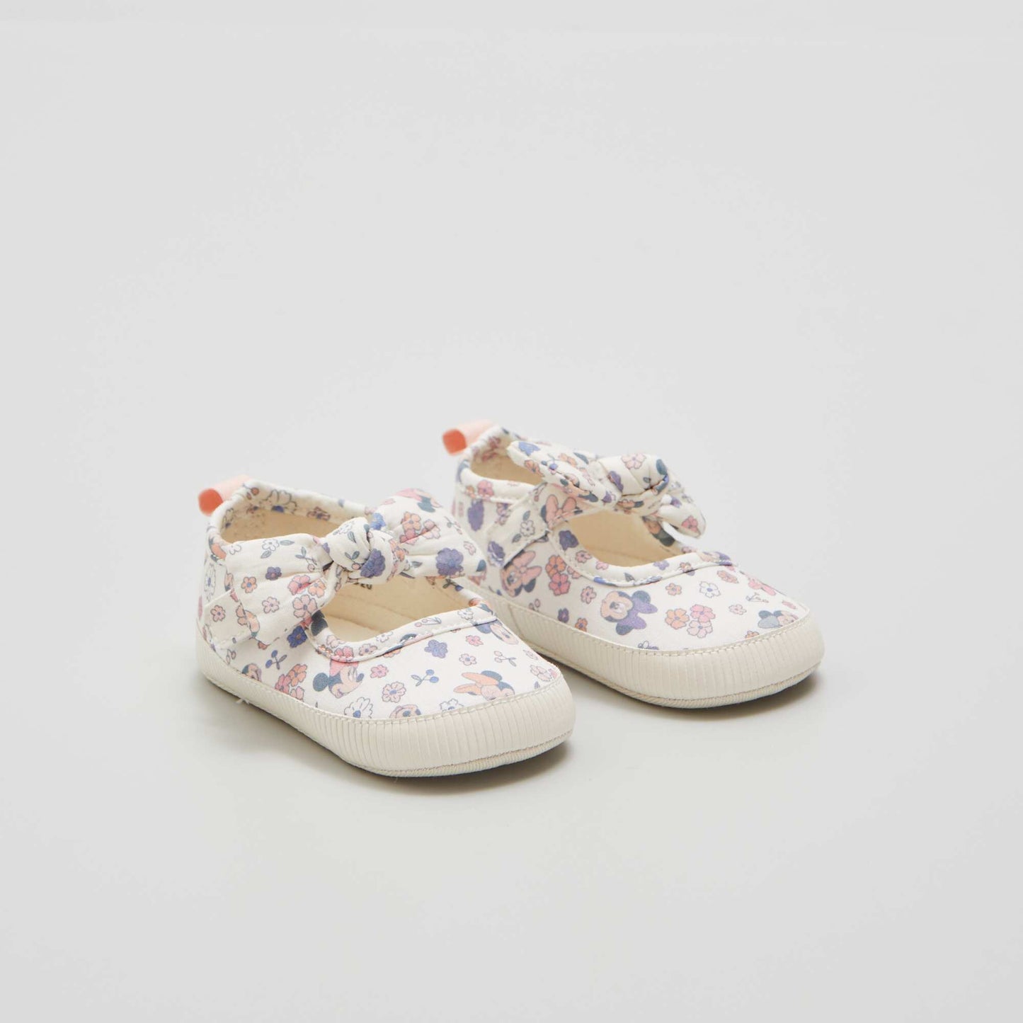 Disney Minnie Mouse closed sandals WHITE