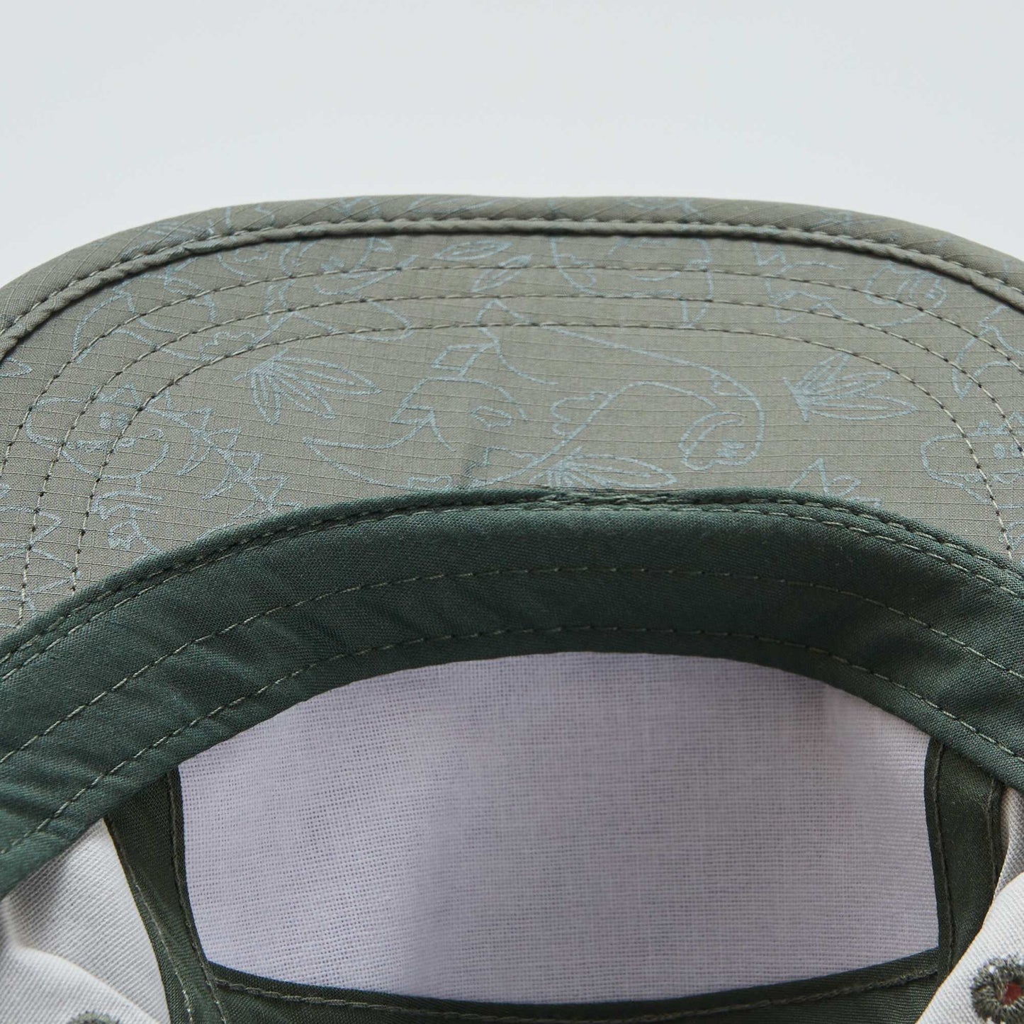 Dinosaur printed cap GREEN
