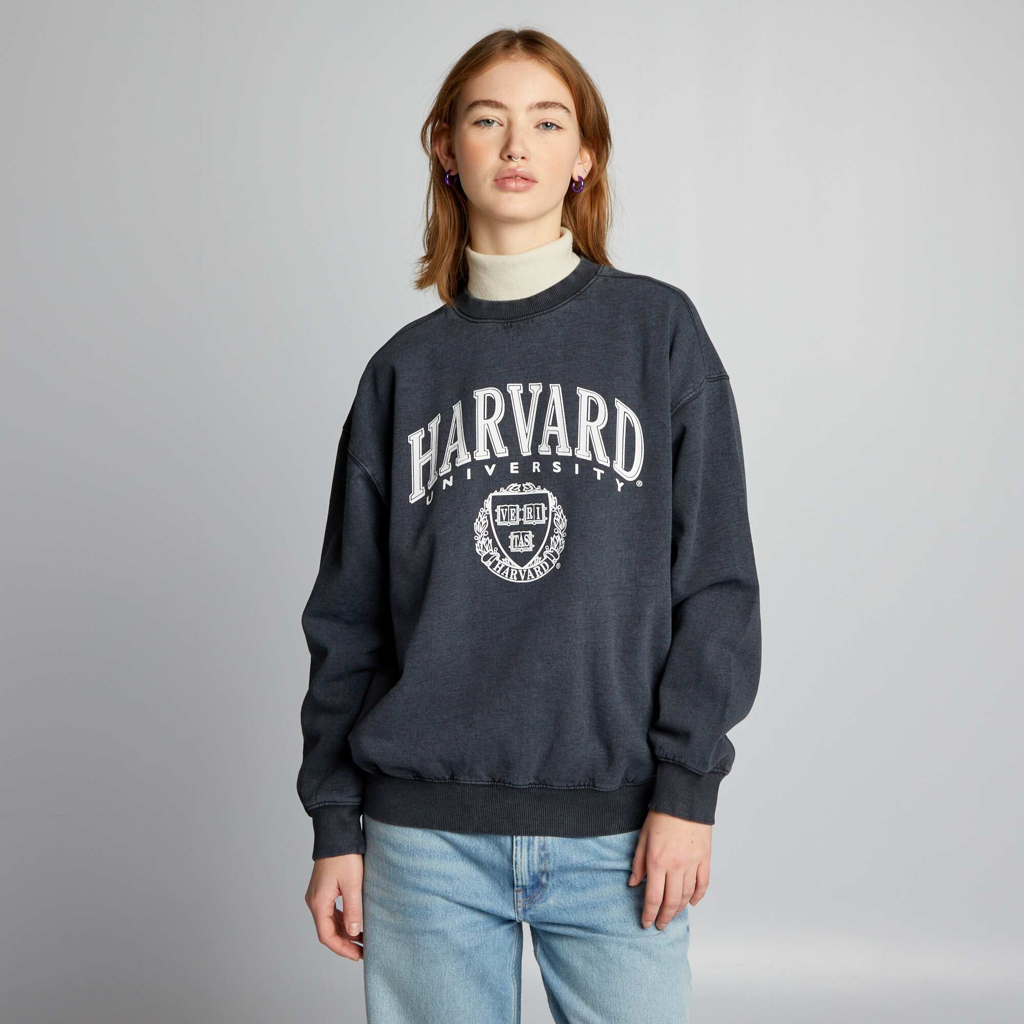 Kiabi Oversized Harvard sweatshirt with round neck GREY Saudi Arabia Kiabi KSA