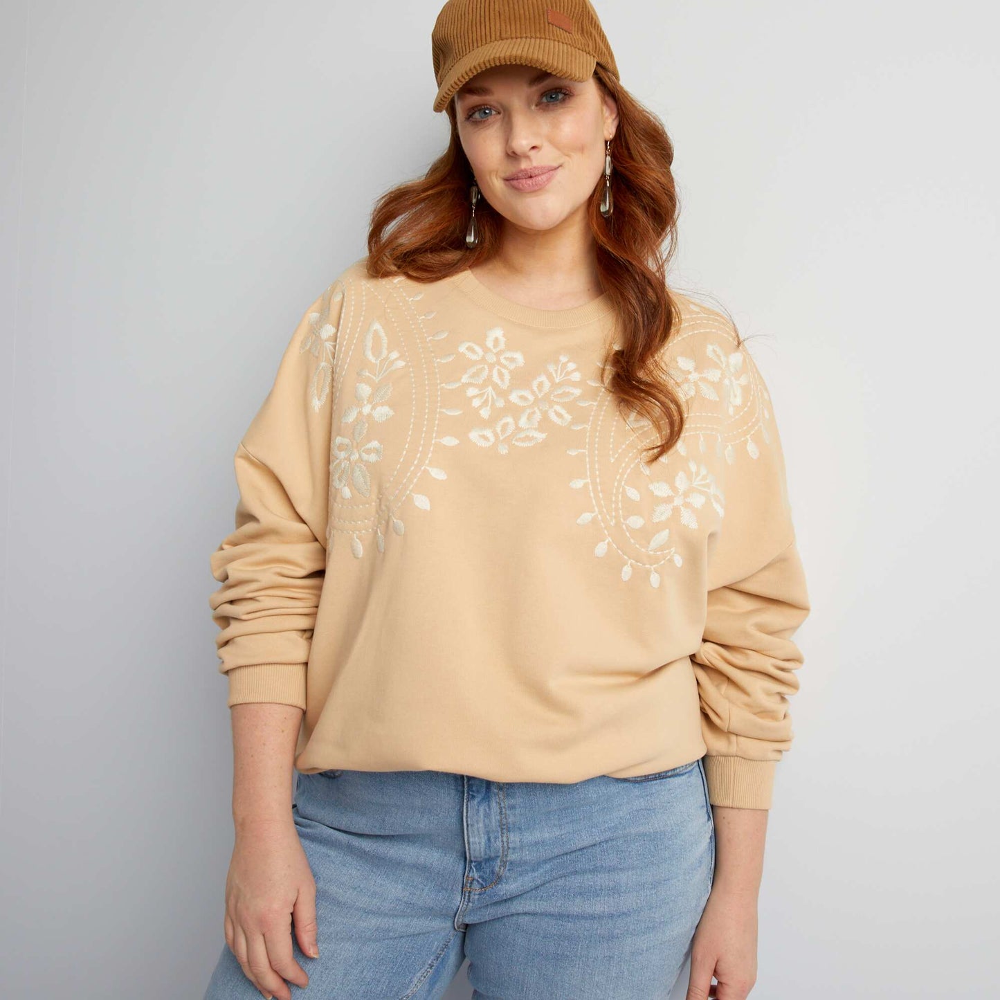 Embroidered sweatshirt BEIGE