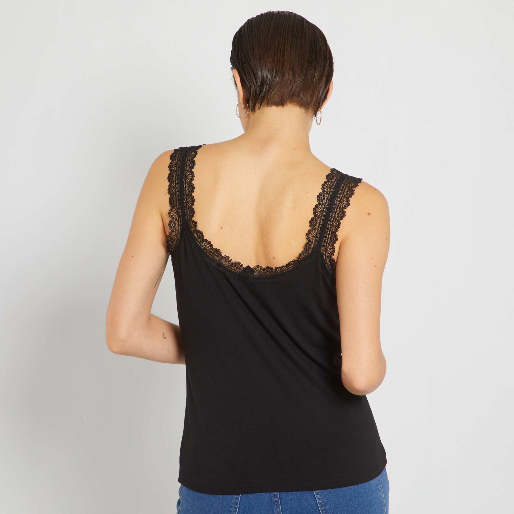 Lace bodysuit Black – Kiabi Arabie