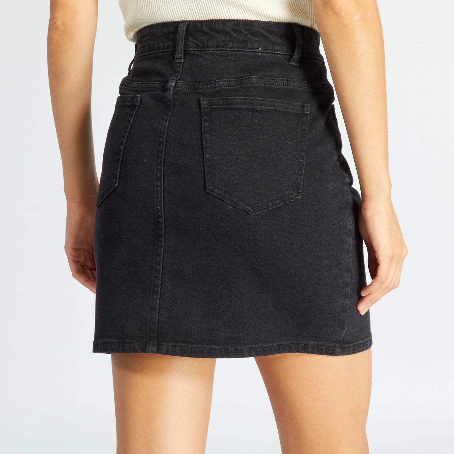 Short denim skirt Black