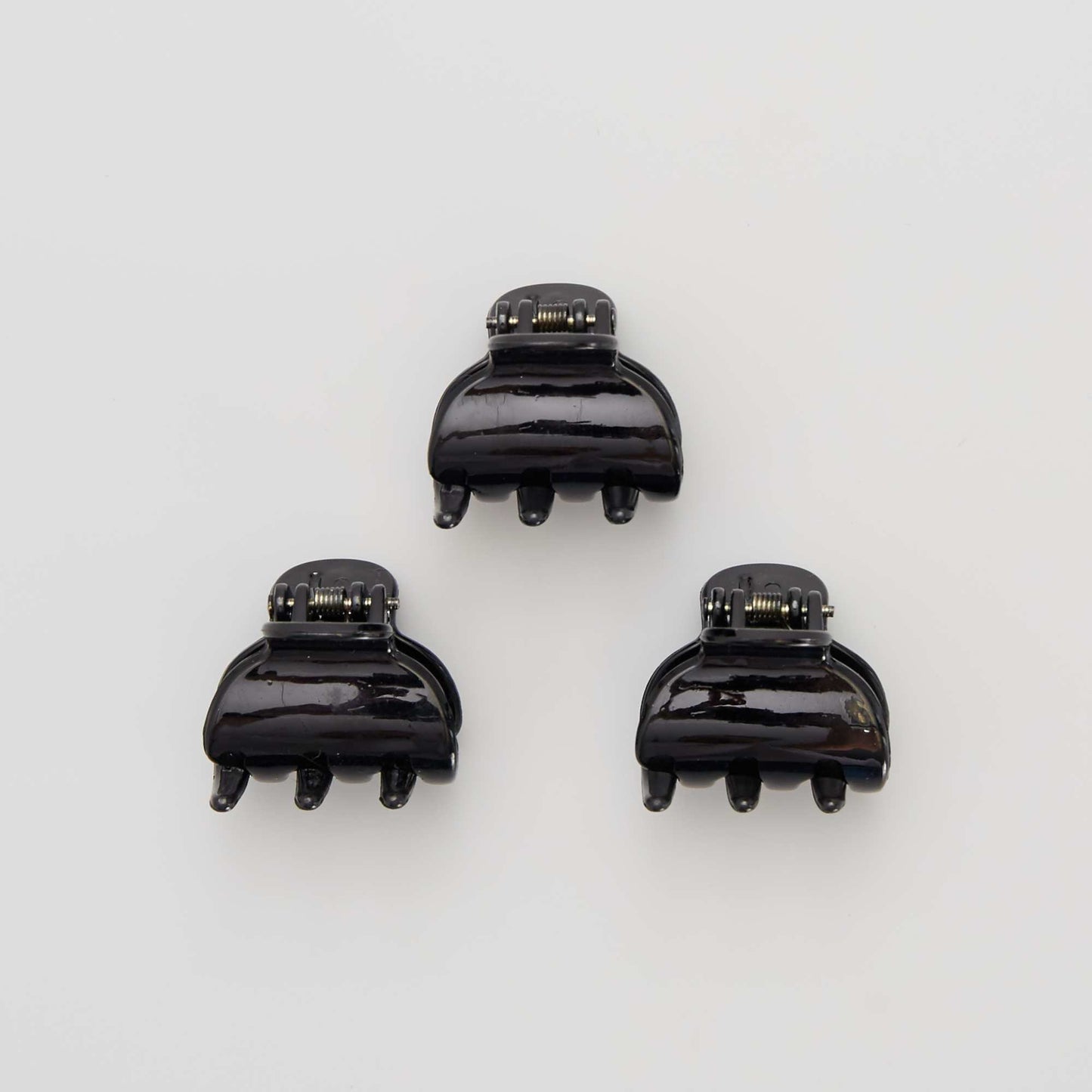 Pack of 3 claw hair clips Black